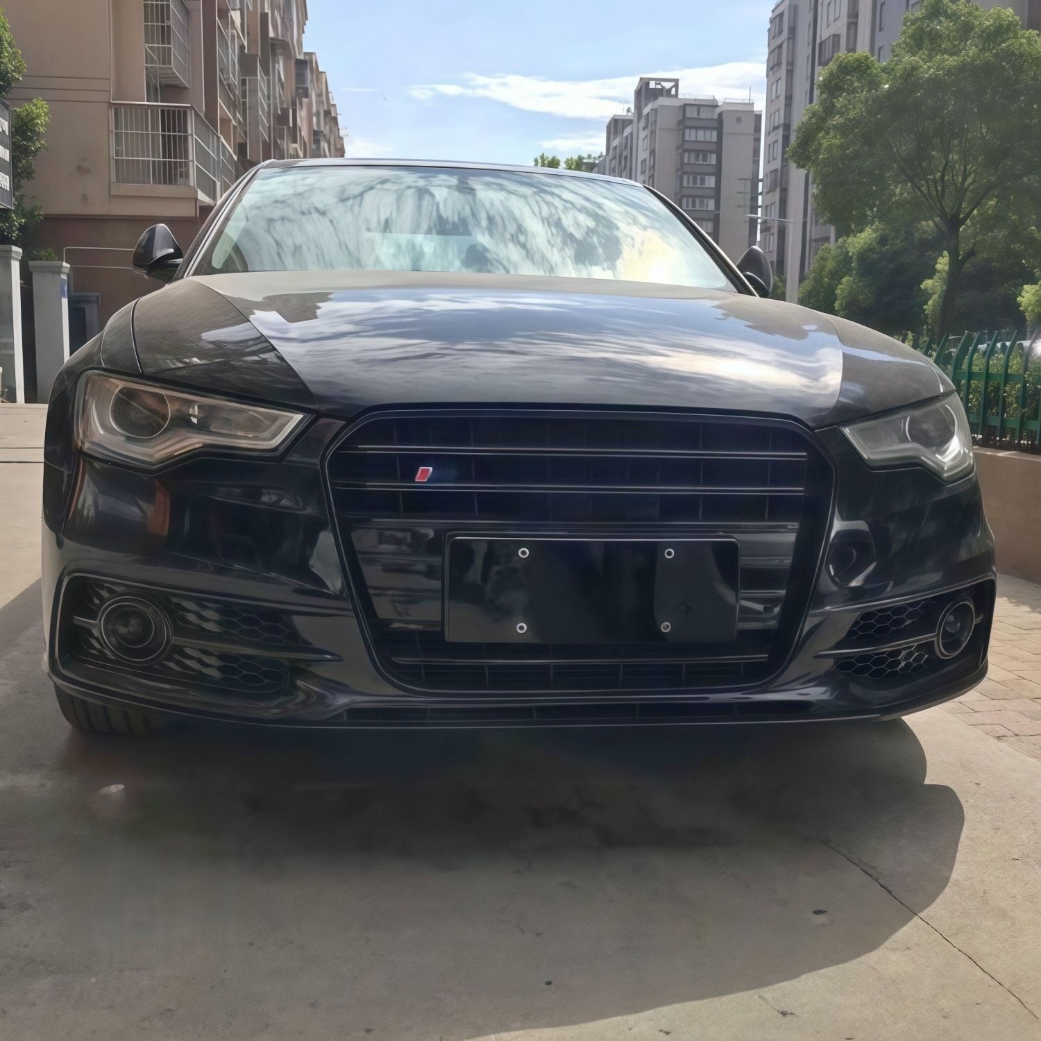 12-15 models suitable for Audi A6 color change and upgrade to S6 style, including front bumper, large front grille, and front bumper assembly