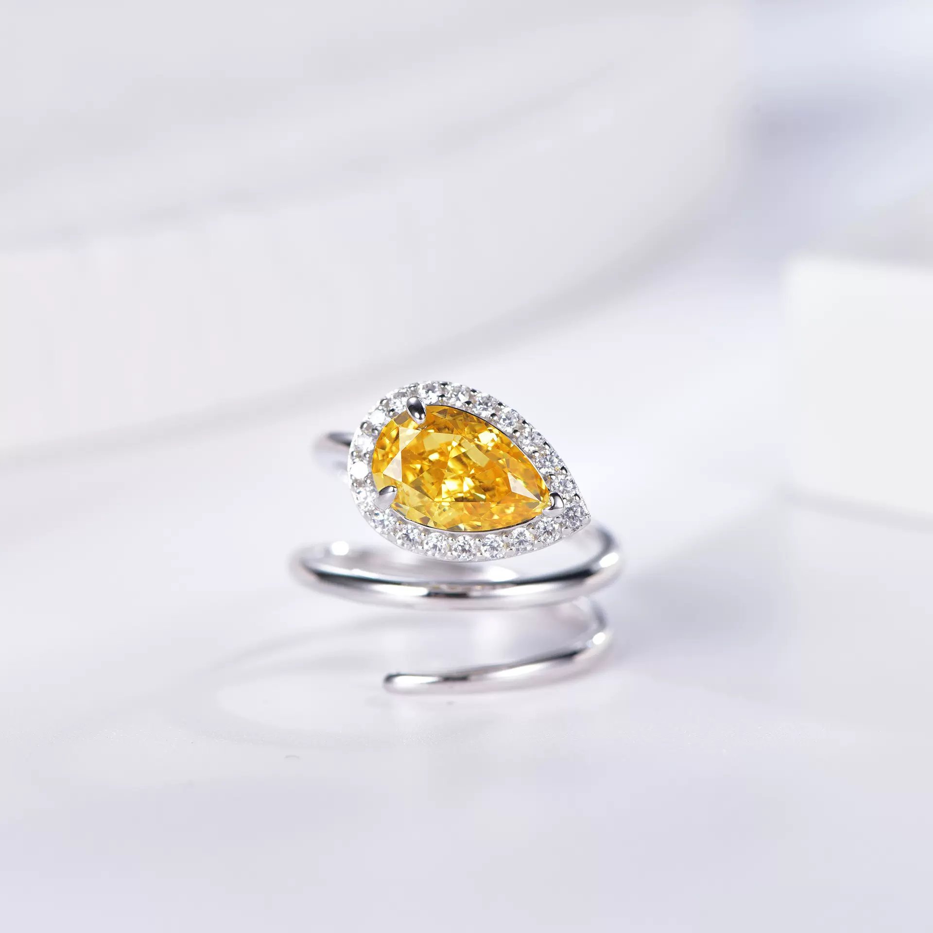 跨境tiktok直播S925纯银高碳钻培育钻戒指轻奢百搭高级感女款珠宝