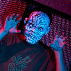国境を越えた人気のハロウィーンホラーマスク、怖い血まみれの変異ヘッドギア、イースタートリックドレスアップ仮装