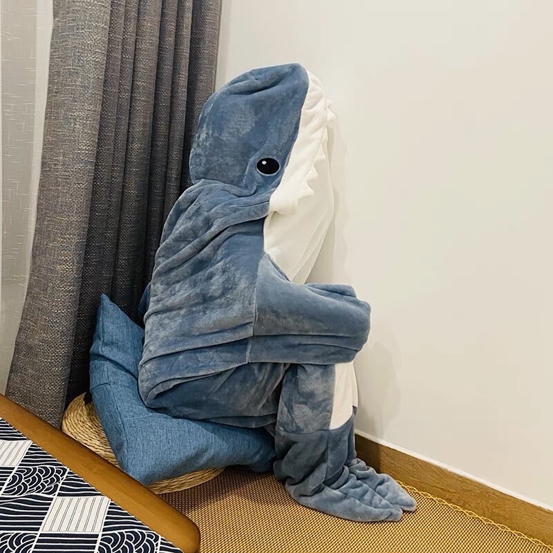 Cross-border in stock cute shark sleeping bag conjoined pajamas home flannel clothing conjoined dormitory office sleeping blanket