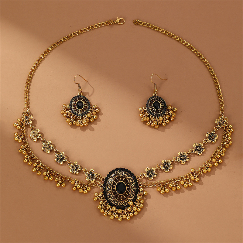 Designer Ethnic Jewelry Set With Red Gemstones For Women_voghion.com