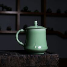 龙泉青瓷新中式带盖茶杯家用主人杯泡茶水杯高端弟窑陶瓷杯品茗杯