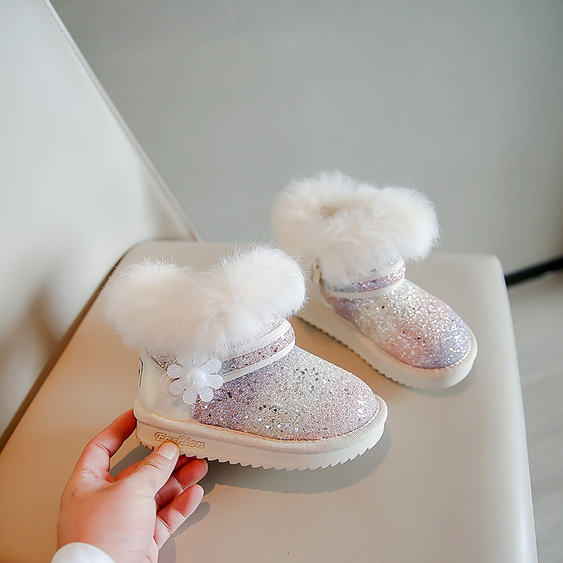 Botas de nieve de niñas 2025 invierno nuevo zapatos de algodón para niños chicas de moda botas cortas de lentejas con botas de algodón gruesas