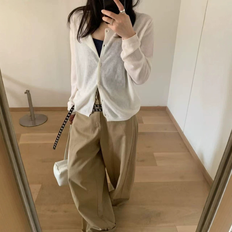 2026 early autumn new model 100% sheep wool gentle style soft and cozy knitted cardigan for women 2026 spring casual style sweater