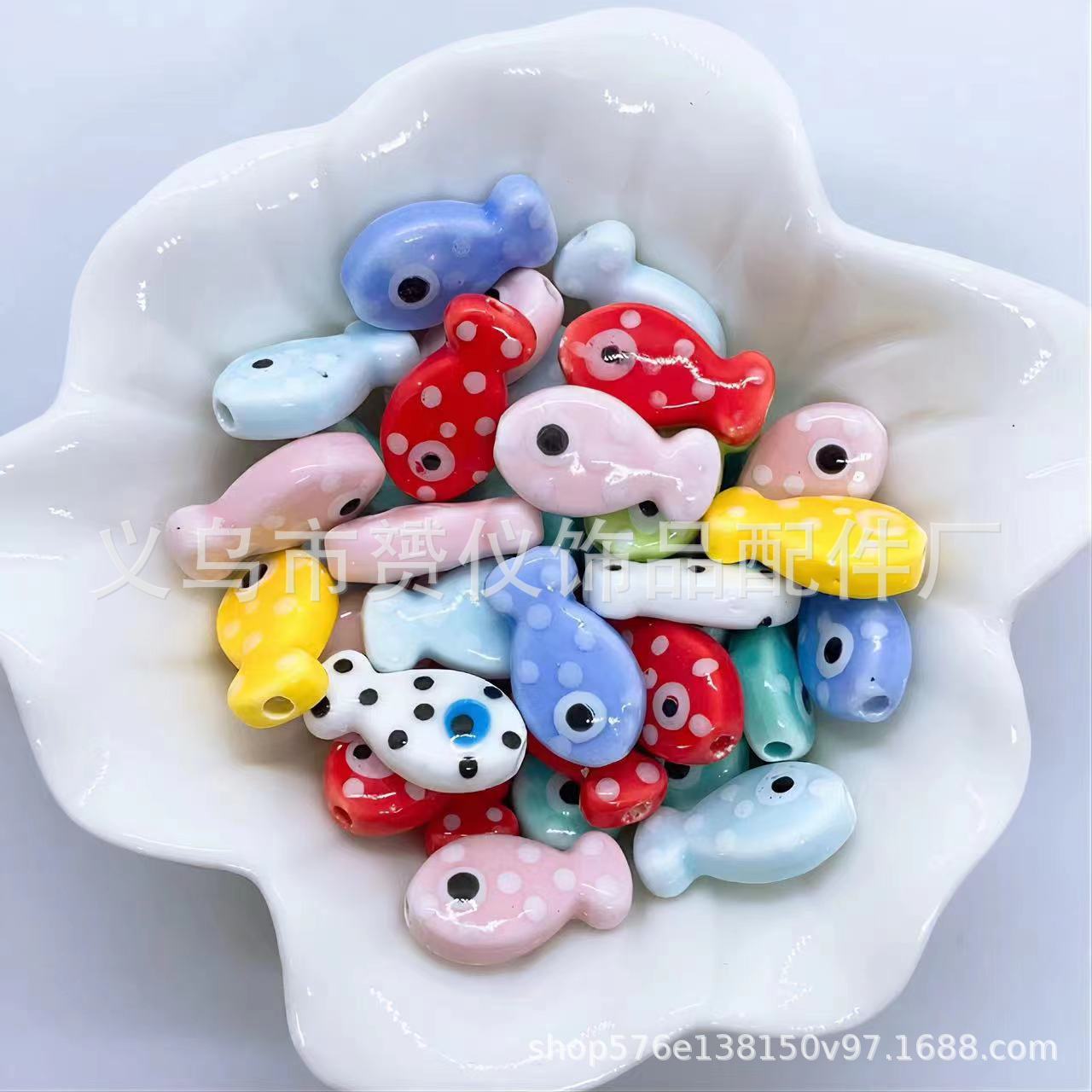 Cuentas de cerámica con diseño de peces, cuentas sueltas, cuentas para hilo, cuentas pintadas a mano, collar hecho a mano, pulsera, accesorios de bricolaje, accesorios de Yiwu