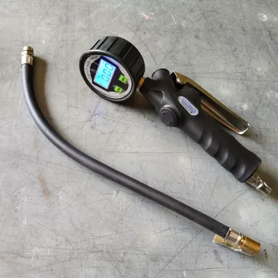 Air pressure gauge/tire pressure gauge Gauge, Car Tire Pressure Gauge - digital-horizontal-tire-pressure-gauge-with-copper-mouth-clip