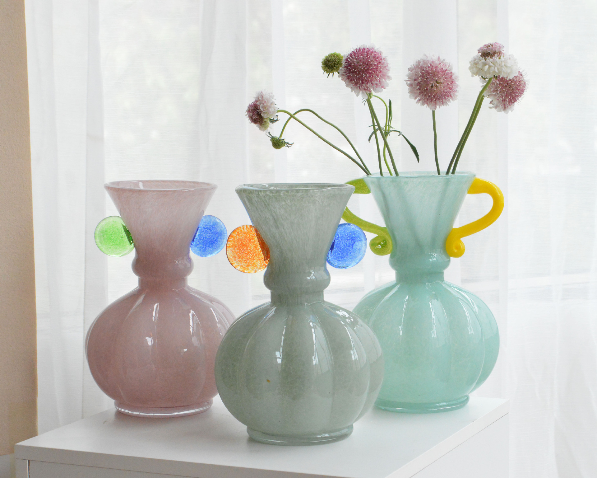 Piccolo vaso in vetro Fenton dipinto a mano in stile vintage francese con decorazioni delicate, accessori di alto valore_voghion.com