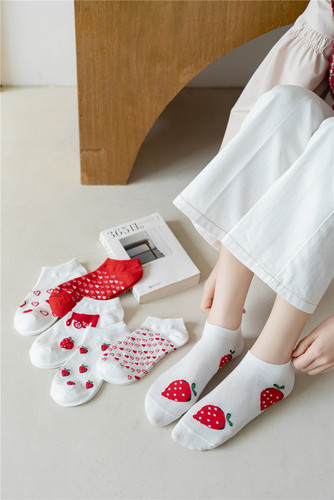 袜子女船袜春夏薄短袜白色大红系牛奶草莓图案夏季结婚喜庆纯-棉