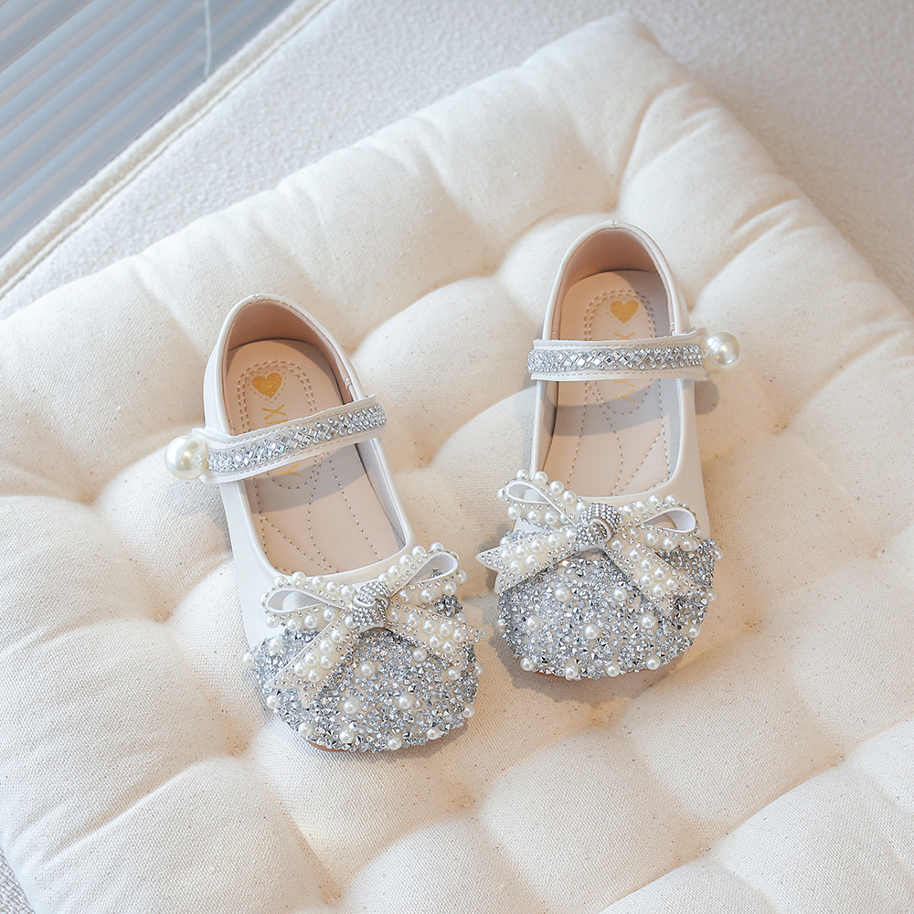 Zapatos de princesa de moda para niñas 2026 otoño nuevos zapatos de abertura superficial zapatos de arco de cristal zapatos de cuero para niños image 5