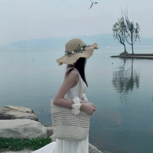 New Lafite Straw Hat Handmade Woven Chrysanthemum Hat Women's Summer Travel Wave Edge Sun Protection Beach Hat