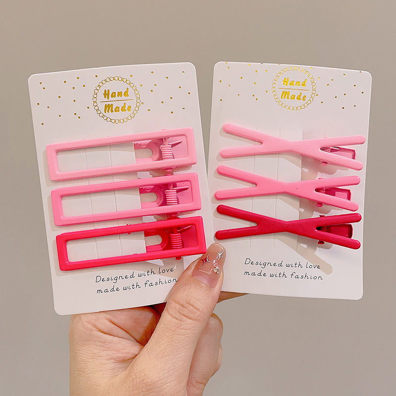 Pin de pelo de verano de dopamina rosa de alto nivel de sensación de frangeo un clip de pelo de frente acabado de pelo de broche adorable adornamiento para el pelo