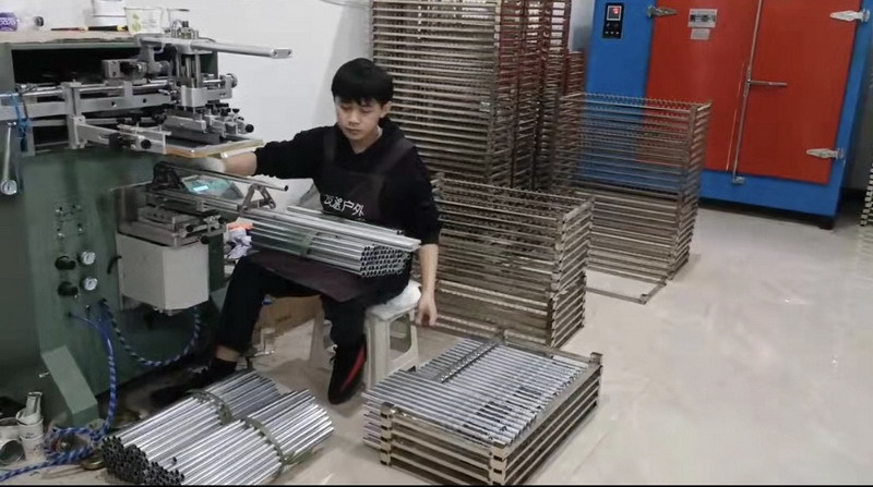 Băț de trekking telescopic din aluminiu pentru drumeții_voghion.com