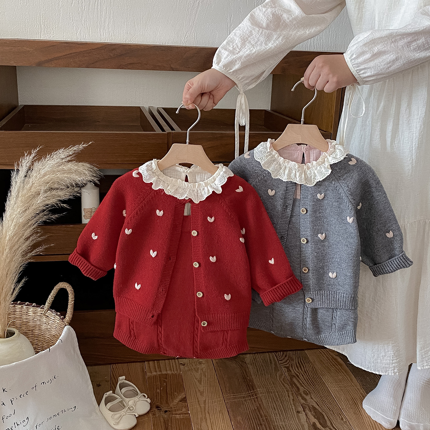 点兮2025秋季新款婴幼儿针织套装女宝宝毛衣哈衣开衫打底衫三件套