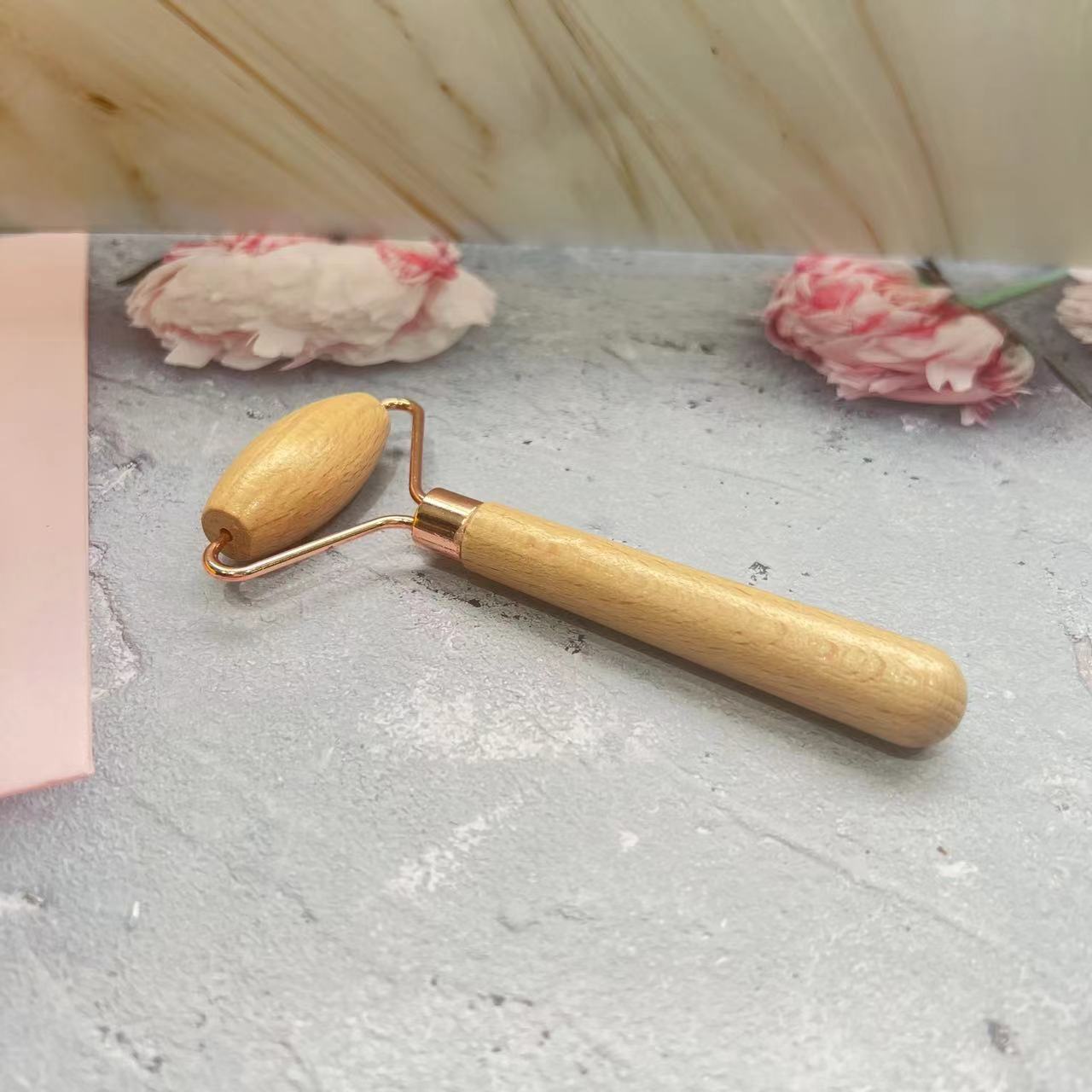 Amazon-Buchholz kleines Massageset Lotus, handgefertigte Massagezubehöre aus Lotusholz, massives Lotusholz, handgeschnitztes Set