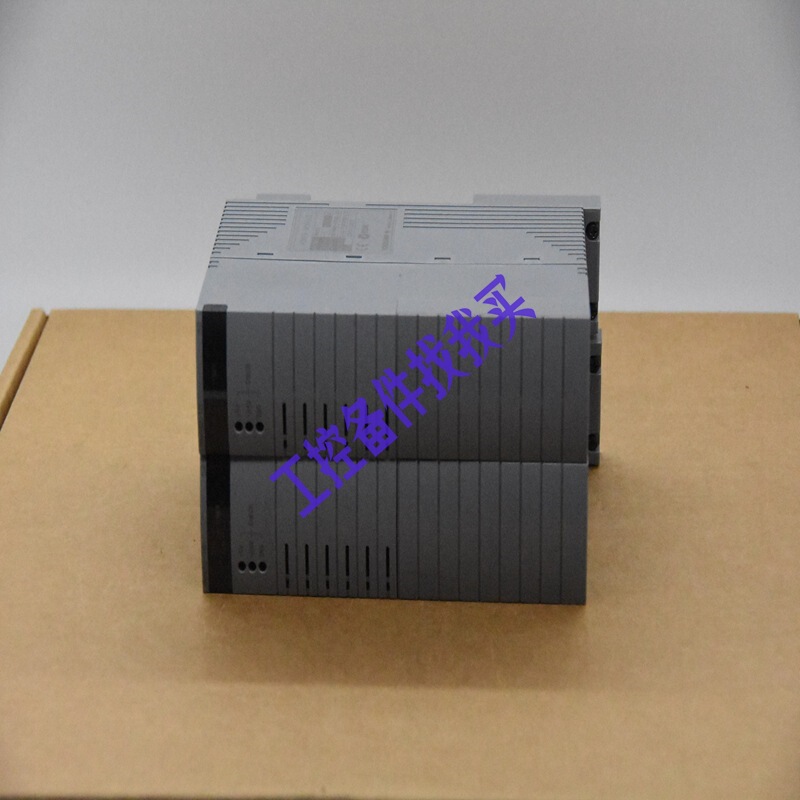 Ut5-040-11-00/Lp 	 Temperature Controller Yokogawa