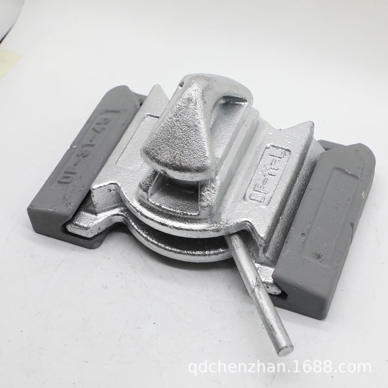 集装箱绑扎件 twistlock bottom u-frame45°燕尾底锁量大从优
