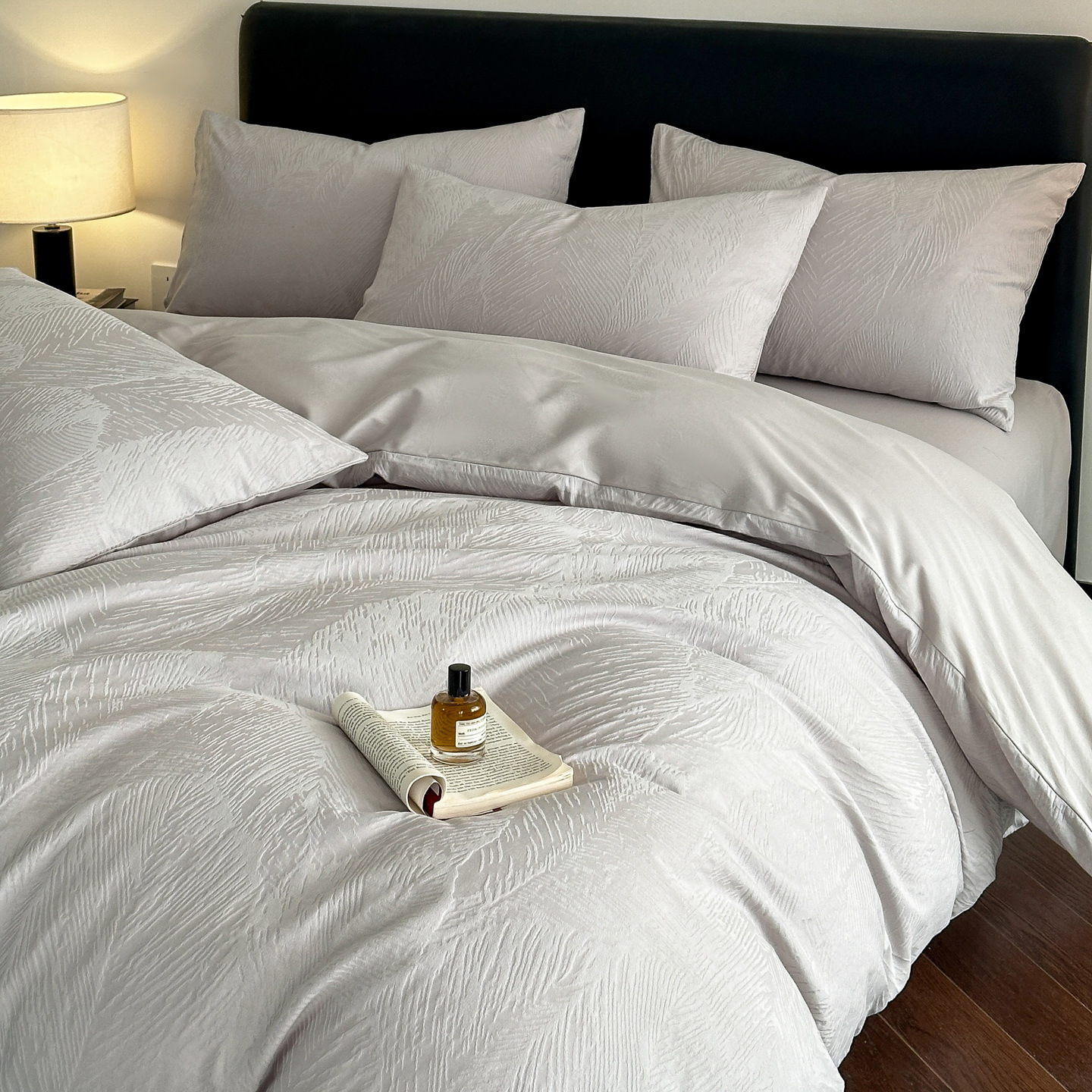 Luxury Cotton Bedding Set 100% Pure Cotton 60s Jacquard Sheet_voghion.com
