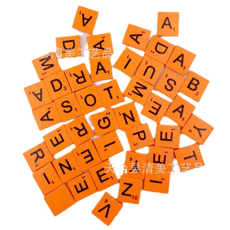 26 colorido cuadrado letras inglesas Impresión de madera de colores Inglés letras 100 piezas un paquete 18*20mm