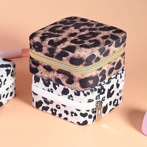 Cross-border velvet leather portable jewelry box necklace accessory earring ring storage wholesale