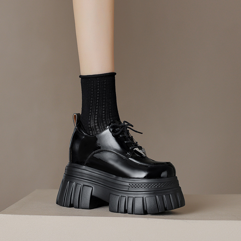 Giày loafer nữ đế xuồng platform buộc dây, gót ẩn tăng chiều cao — màu đen
