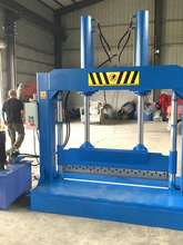 ��ʽҺ�����z�C厵��C���ϱ�Ĥ�и�CҺ���l���C���ЙC�O���Д��C