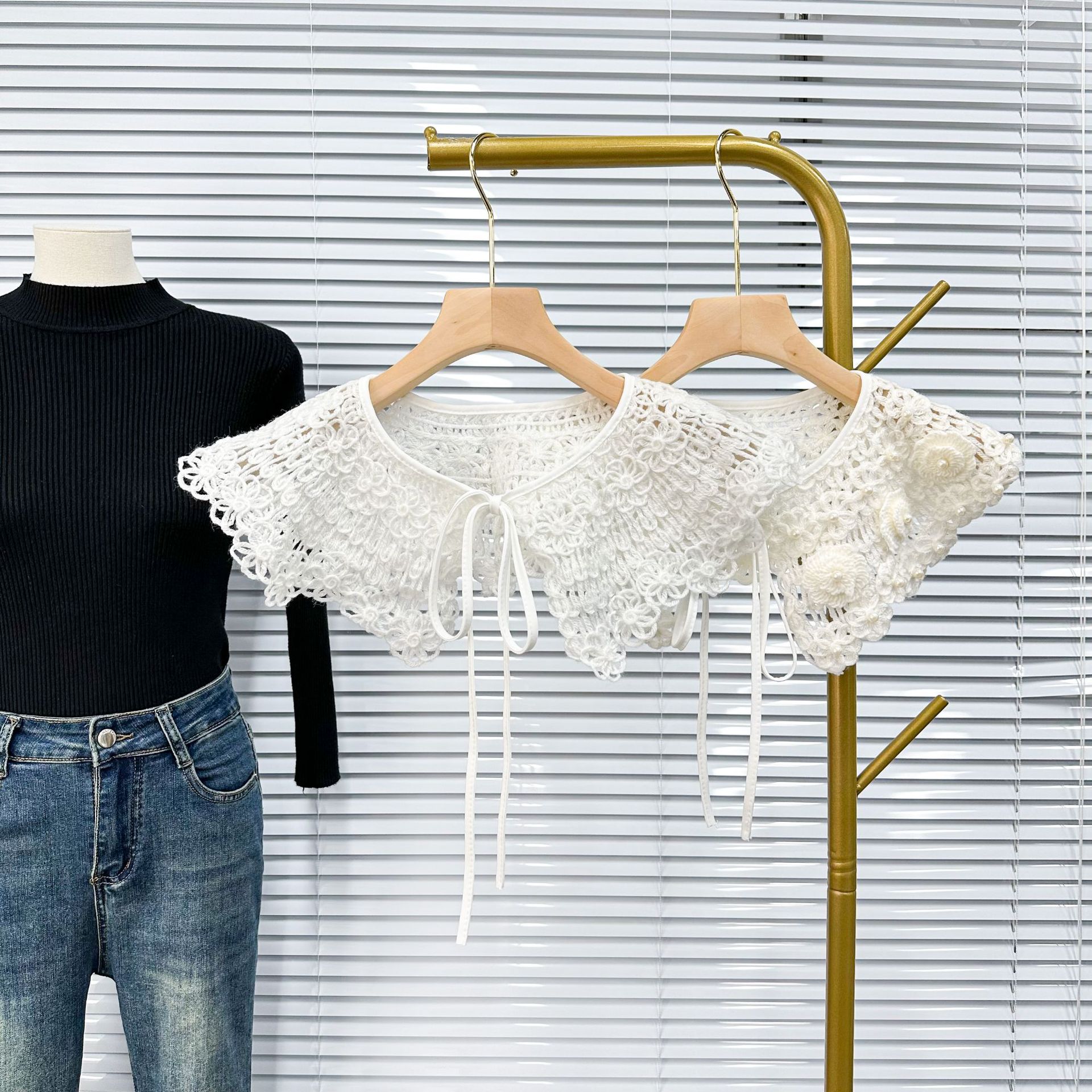 Ventas directas de invierno y otoño lana chalelas de lazos de cuello falso cuentas de clavos huecos vestidos de encaje suéter image 3