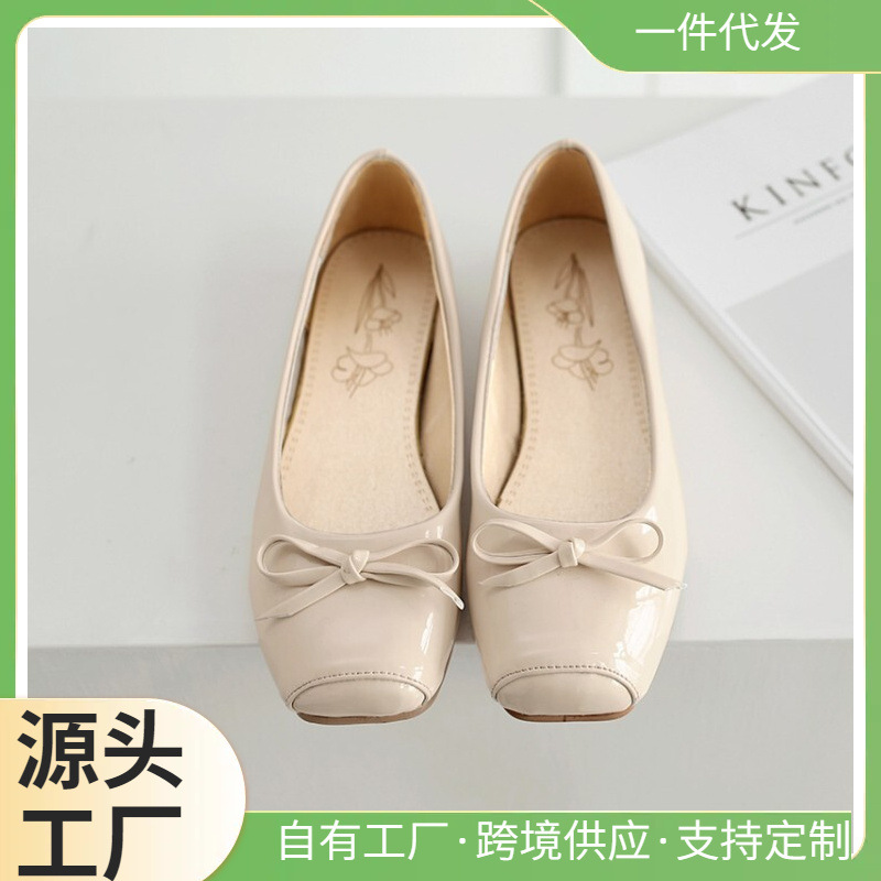 上之时尚方头系列大码女鞋成熟楦漆皮32上脚开款超纤圆头单鞋