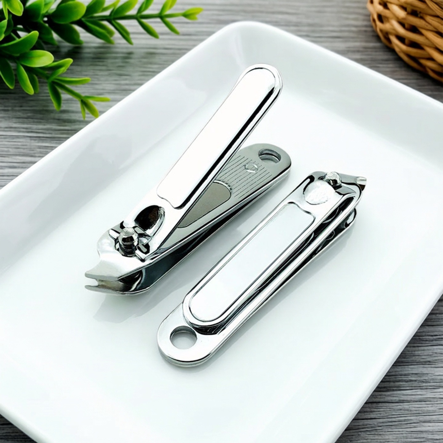 Supply multiple functions oblique mouth baby nail clippers children nail clippers business opening gifts nail clippers printed LOGO