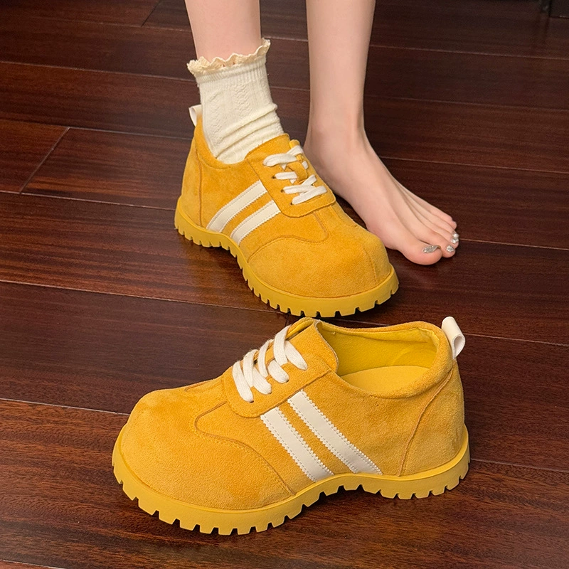 Женские кроссовки в корейском стиле, морально-наглядные, 2025 Maillard, новые, мягкая подошва, модные, универсальные, повседневные.