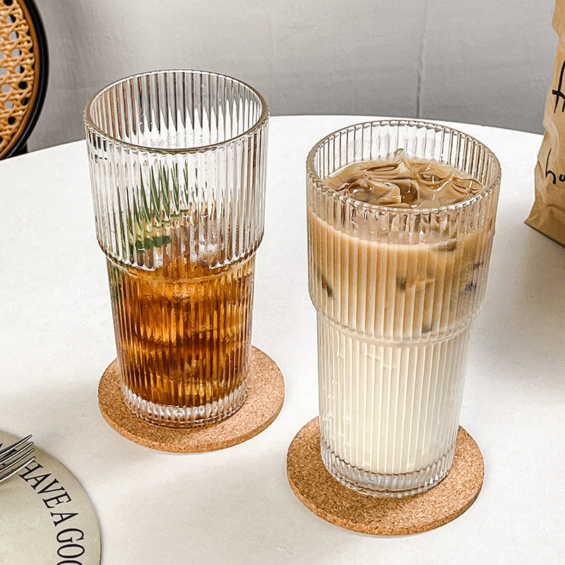 高颜値蓋付きストロー付き縦紋ガラスカップ大容量カップ夏氷コーヒーカップラテ飲料カップ|undefined