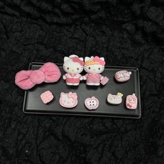 2025新型のかわいい甘い少女の大きいサイズのぬいぐるみの蝶結びの靴のボタンのピンクのkittyの猫の靴の花の靴の配合
