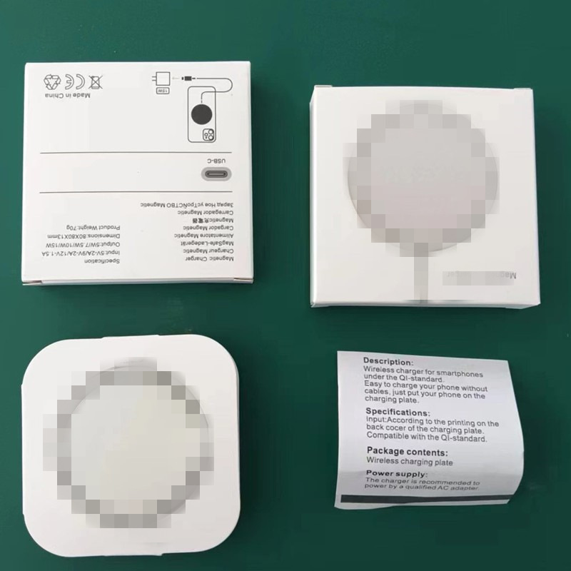 Cargador inalámbrico plegable de escritorio del cargador inalámbrico magnético tres adentro caliente conveniente para el reloj de Las auriculares del teléfono móvil de Apple