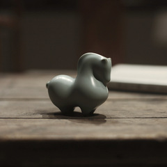 5YA1 Wholesale || "Warring States Horse" Ru Kiln Tea Pet Small Tea Play Ru Porcelain Open Piece Sky Blue