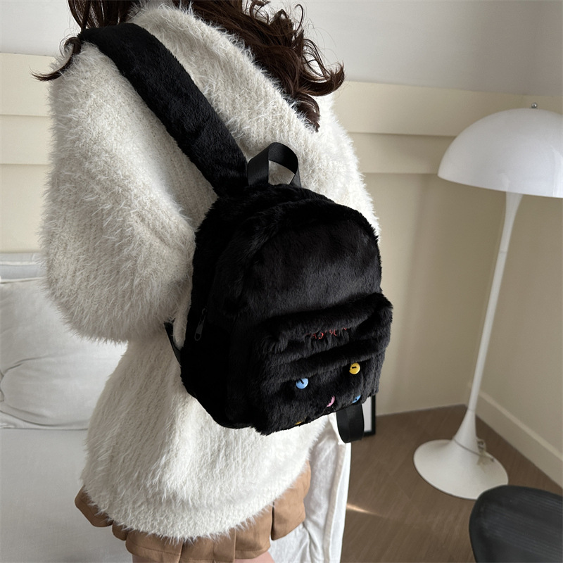 Mochila de peluche de niña dulce caliente, mochila de hombro, otoño y invierno 2024, nueva bolsa de almohada peluda, bolso de mano