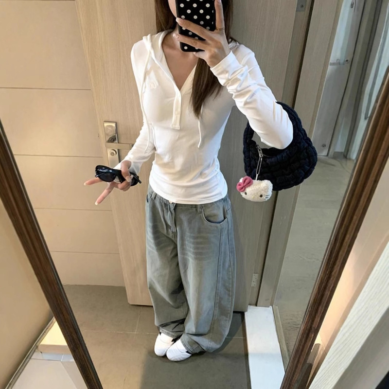American Hot Girl Half-Open V-Neck Button Hooded Right Shoulder Long-Sleeved T-Shirt Women's Summer Slimming Look Short Top Wholesale American Hot Girl Half-Open V-Neck Button Hooded Right Shoulder Long-Sleeved T-Shirt Women's Summer Slimming Look Short Top Wholesale