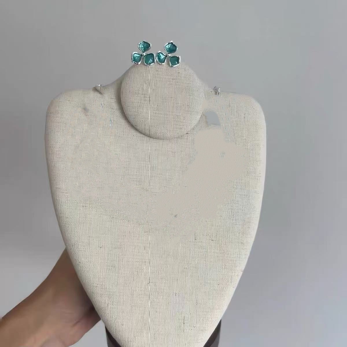 Industria pesada temperamento destellante diamante gota de agua collar de borla temperamento vestido de noche con moda exquisito collar de moda de lujo ligero mujeres