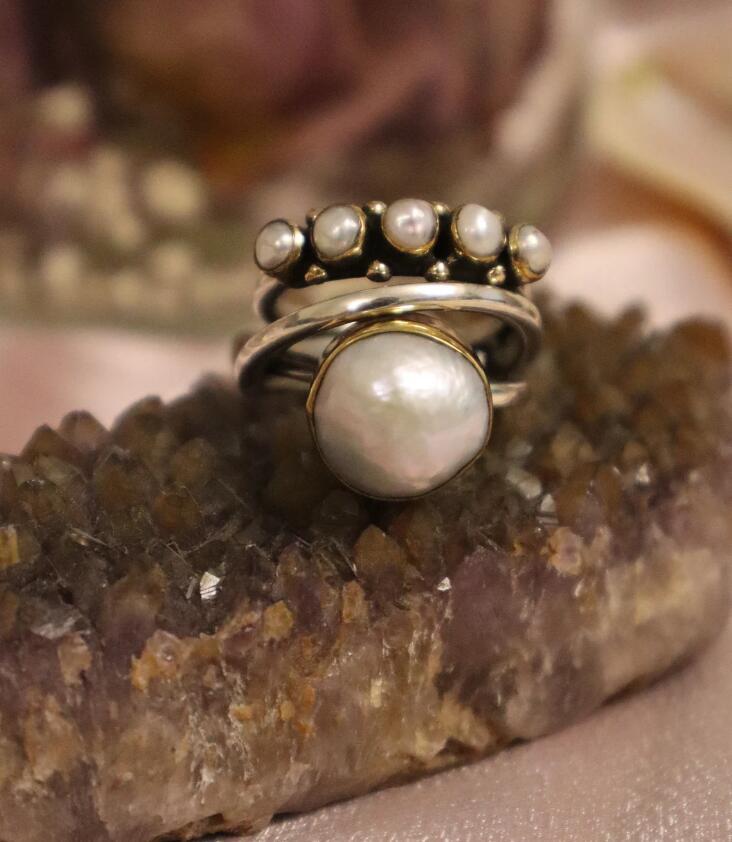 Retro Oval Imitation Pearl Alloy Women's Open Ring display picture 4