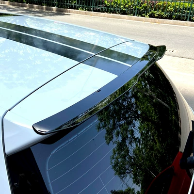 R 2013-19 Rear Spoiler and | Fixed wind wing