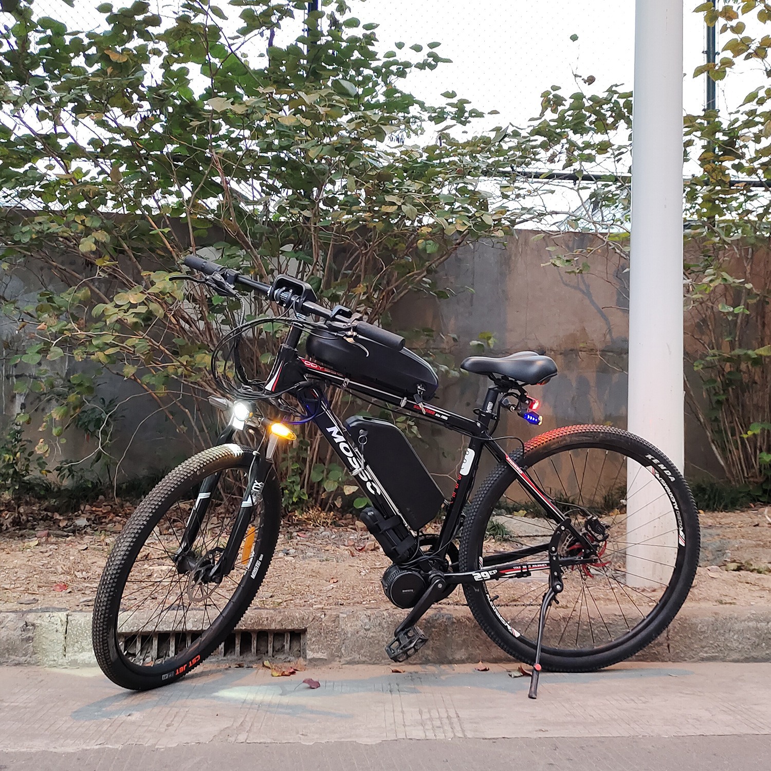 Electric Bicycle Lithium Battery Fixed Rail Sports Water Bottle Expansion Bracket with Hailong Parrot Tiger Shark