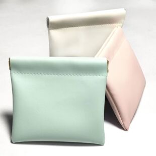 Fashion mouth red envelope automatic closing data line earphone power charger portable shrapnel bag carry-on bag