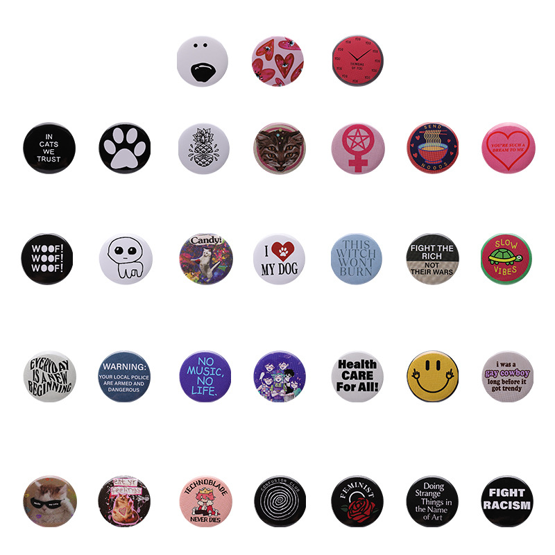 13g Weight Best Seller In  Tinplate Brooch Golden M Badge Creative Cartoon Pin