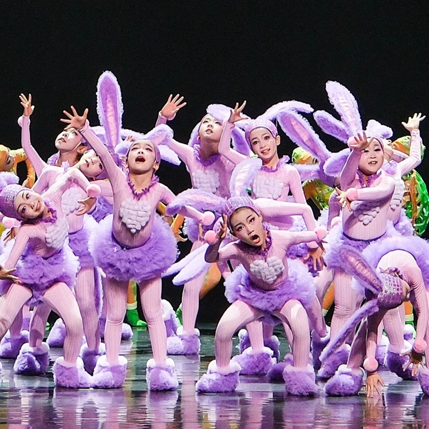 Turtle and Rabbit Race Again Children's Dance Competition Costume Rabbit and Turtle Props Costume Role Play Cute