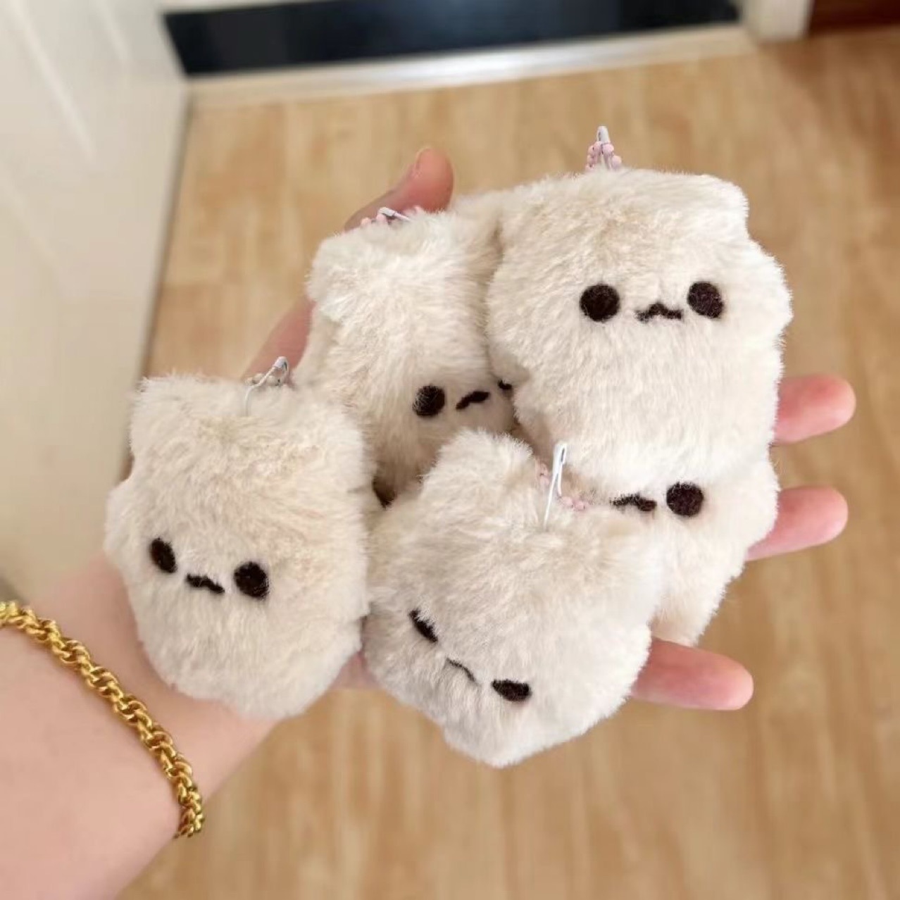 Colgante de Peluche Animado para Bolso y Llaves