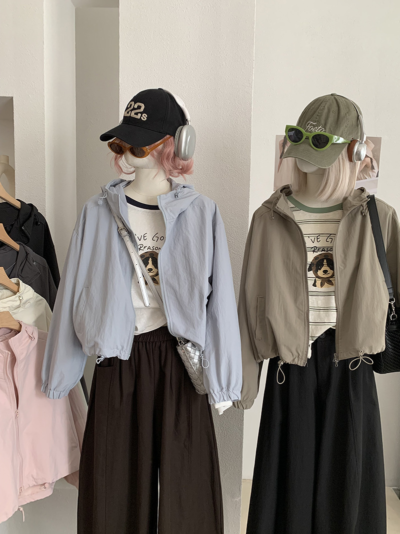 Cardigan with hood with zipper