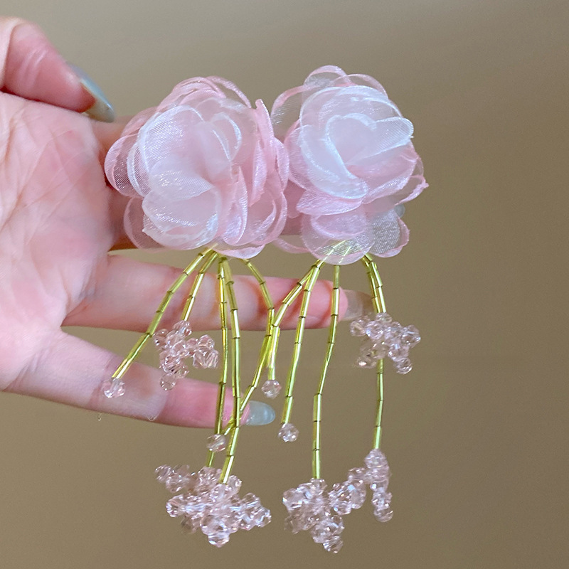 Aguja de plata flor rosa borla estilo vacaciones pendientes verano dulces y exquisitos pendientes pequeños pendientes de diseño fresco mujeres