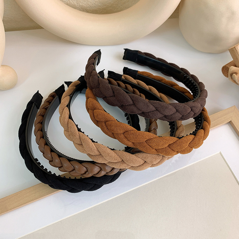 Milk Tea Coffee Color Series Headband Fashion Sponge Headband High Skull Top Hairpin Girl Twist Pearl Headband Japanese And Korean Hair Accessories display picture 30