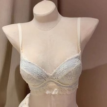 日本系甜美纯欲红色小胸聚拢不空杯蕾丝高级感文胸罩内衣套装女士
