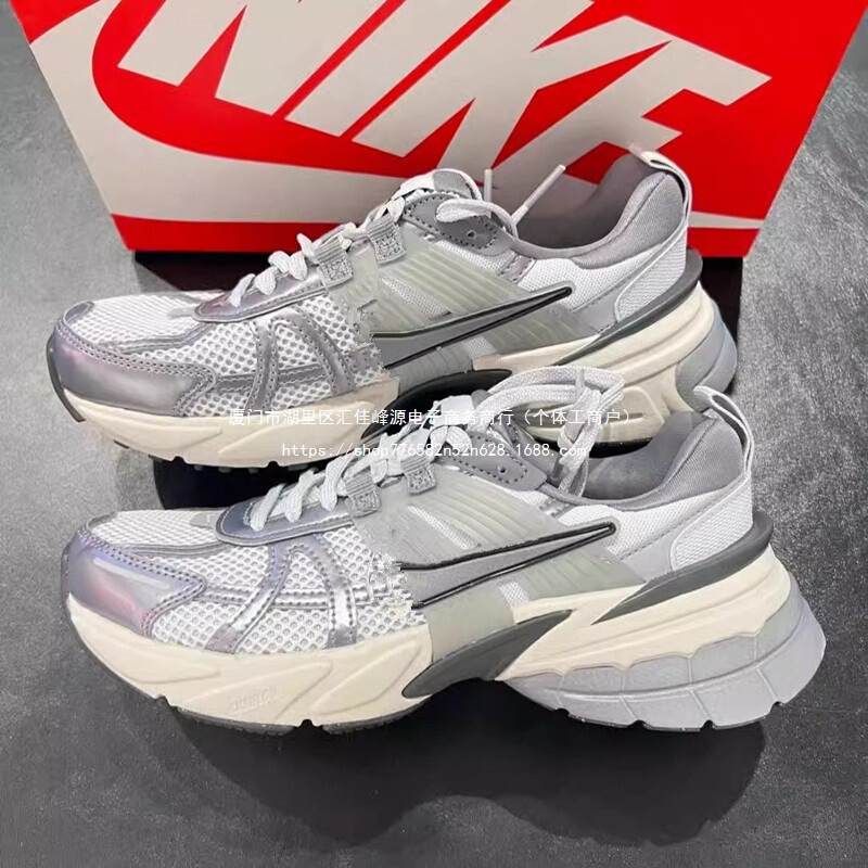 Sports and Leisure Mesh Breathable Run New Spring and Summer Retro Sports Shoes V2K Men's and Women's Nike Official Running Shoes Large Size Sports and Leisure Mesh Breathable Run New Spring and Summer Retro Sports Shoes V2K Men's and Women's Nike Official Running Shoes Large Size