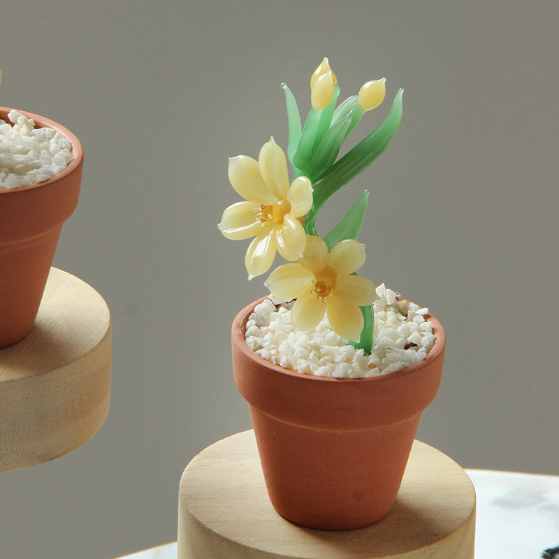 Zibo Creative Glass Amber Spring Flower Plant Pot Artificial Succulent Office Desk Glass Craft Ornament