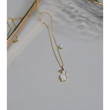 可爱兔子珍珠吊坠项链镀金色锁骨链个性小众高级感2023新款